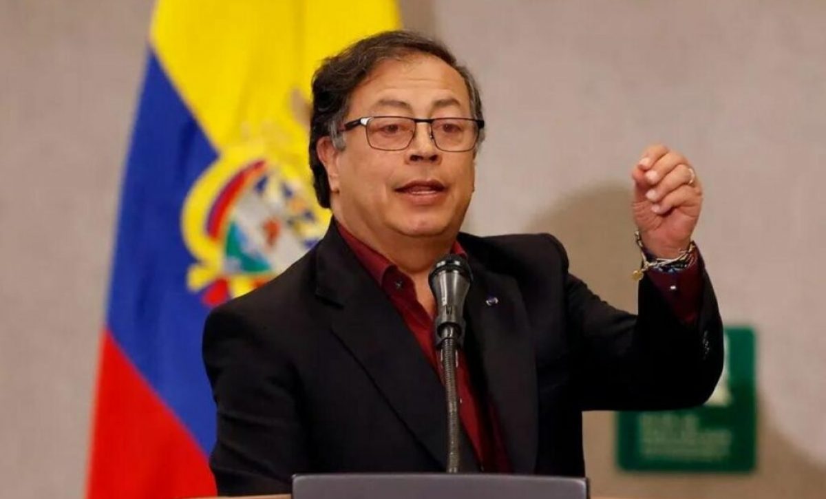 gustavo-petro-presidente-de-colombia-ataco-al-gremio-de-mujeres-periodistas-del-pais-tildandolas-de-munecas-de-la-mafia