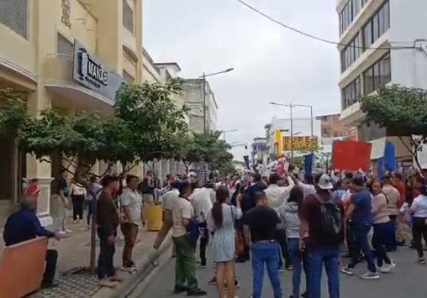 Protesta en Portoviejo por reasignación de tierras entre Jaramijó y Manta