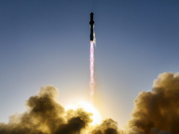 internacional-spacex-pierde-contacto-con-starship-en-su-octavo-vuelo-de-prueba-en-texas