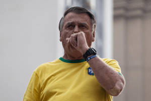 Bolsonaro rompe el silencio: su defensa enfrenta al Supremo
