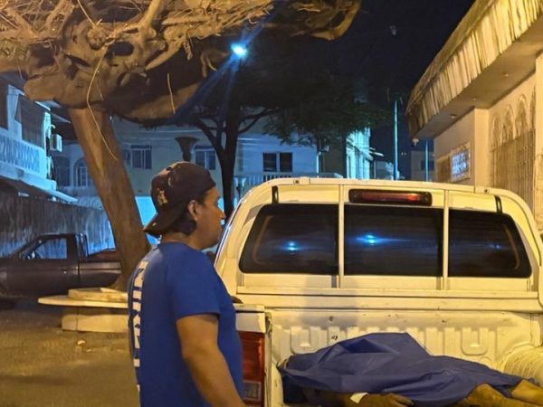 Descarga eléctrica mortal sorprende a trabajador en feria cuando instalaba los juegos mecánicos