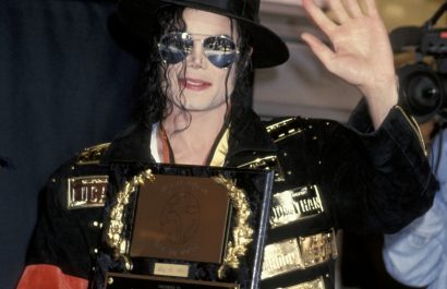Michael Jackson falleció a los 50 años a causa de una sobredosis de propofol, un anestésico potente administrado por su médico personal, Conrad Murray. FOTO: michaeljackson (Instagram).