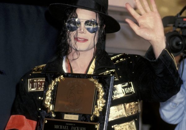 Michael Jackson falleció a los 50 años a causa de una sobredosis de propofol, un anestésico potente administrado por su médico personal, Conrad Murray. FOTO: michaeljackson (Instagram).