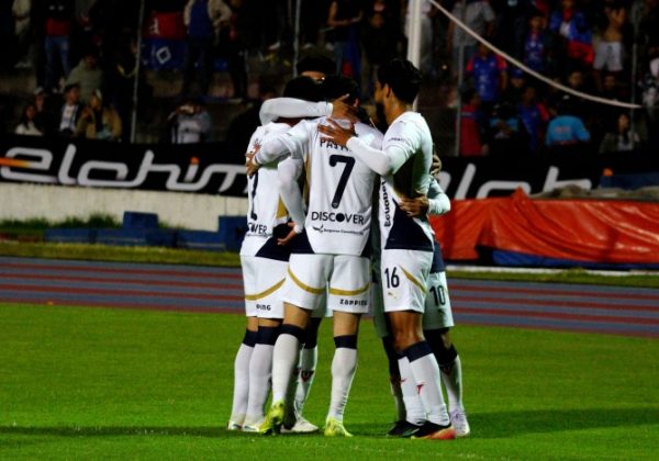 Liga de Quito avanzó hasta los octavos de final de la Copa Ecuador al dejar en el camino a Olmedo. FOTO: API.