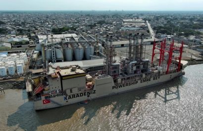 la-barcaza-turca-que-opera-en-ecuador-para-proveer-de-energia-al-pais-opera-nuevamente-en-su-maxima-capacidad