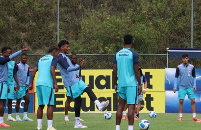 ENTRENAMIENTO-SELECCION-ECUATORIANA