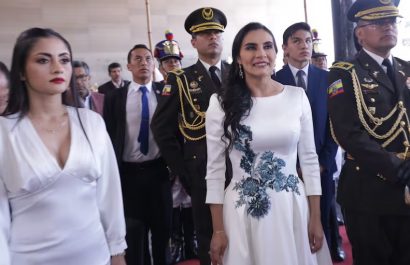 la-vicepresidenta-de-la-republica-veronica-abad-esta-de-regreso-en-ecuador-y-sera-recibida-por-el-pleno-de-la-asamblea-nacional
