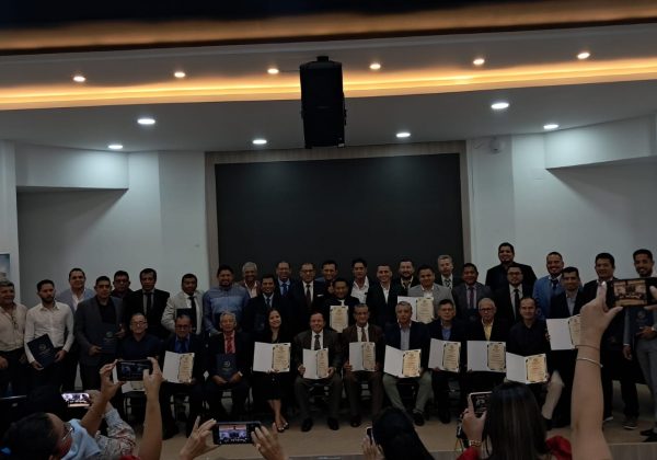 La Asociación de Ingenieros Eléctricos de Manta, Montecristi y Jaramijó reafirma su compromiso con el desarrollo de la región.