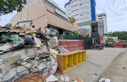 El edificio pertenece al ministerio de Turismo y por su abandono se convertía en un foco de contaminación para La Sala Mac; poco a poco es rehabilitado.