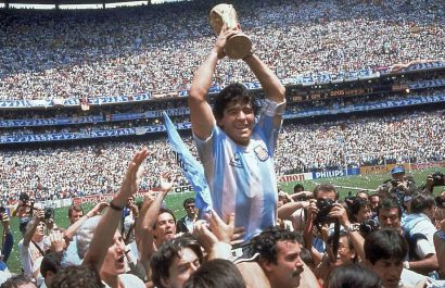 los-restos-del-exfutbolista-argentino-diego-maradona-seran-trasladados-a-un-mausoleo-que-sera-llamado-m10-memorial