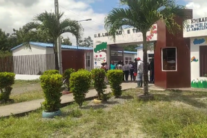 Atacan a docente dentro de escuela Libertad de Timbre en la provincia de Esmeraldas