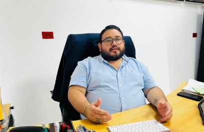 La pandemia nos enseñó la importancia de la conectividad. Las maestrías en línea ofrecen flexibilidad, permitiendo a estudiantes, señala Villacreses.