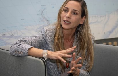 mas-de-270-mil-personas-le-dieron-el-voto-a-andrez-gonzalez-en-la-primera-vuelta-de-las-elecciones-generales-2025
