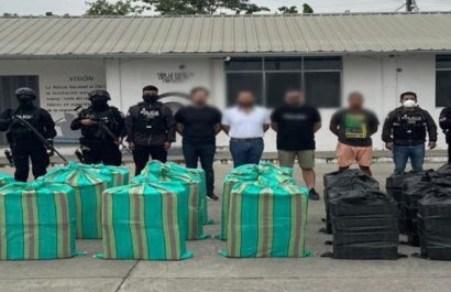 mas-de-una-tonelada-de-droga-incauto-la-policia-nacional-tras-un-allanamiento-realizado-en-portoviejo-capital-de-manabi