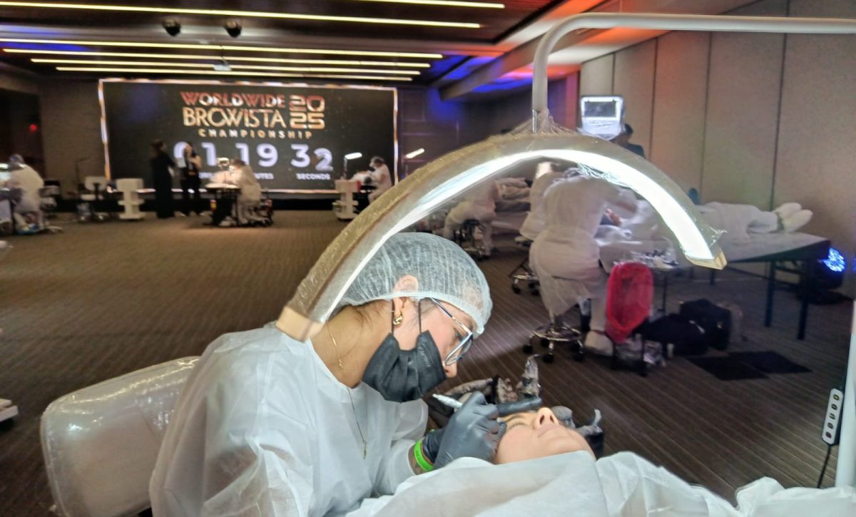 Manta y Ecuador brillan en el evento Browist Ecuador y Congreso CIME 2025 que trata sobre micropigmentación.
