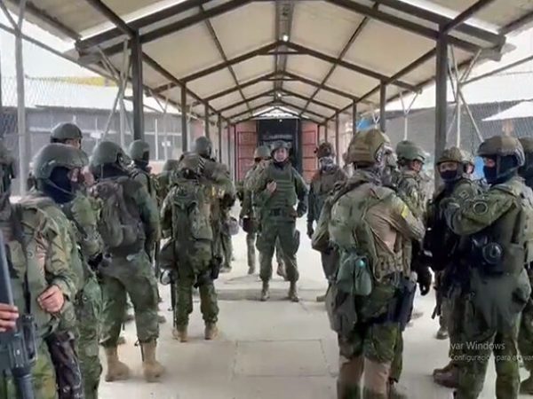 militares-carcel-el-rodeo