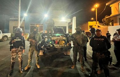 militares-encontraron-145-mil-dolares-en-canastas-navidenas