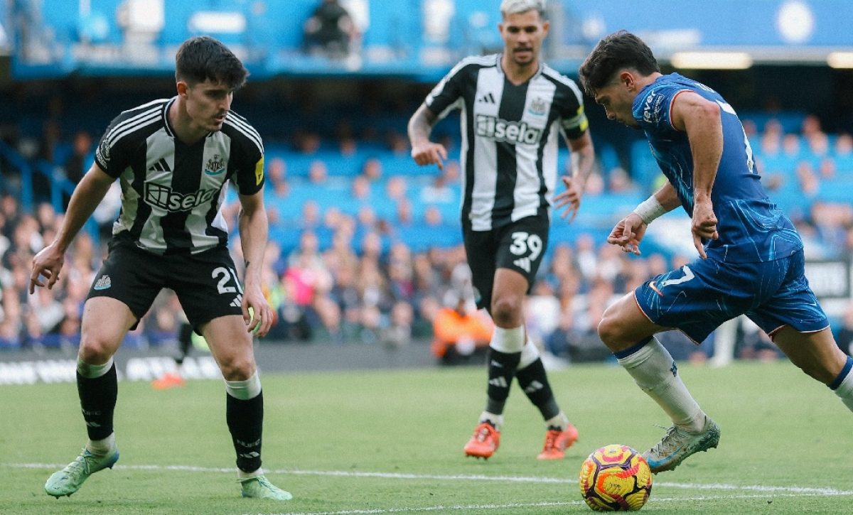 moises-caicedo-no-jugo-y-el-chelsea-quedo-eliminado-de-la-carabao-cup-torneo-anexo-a-la-premier-league-de-inglaterra