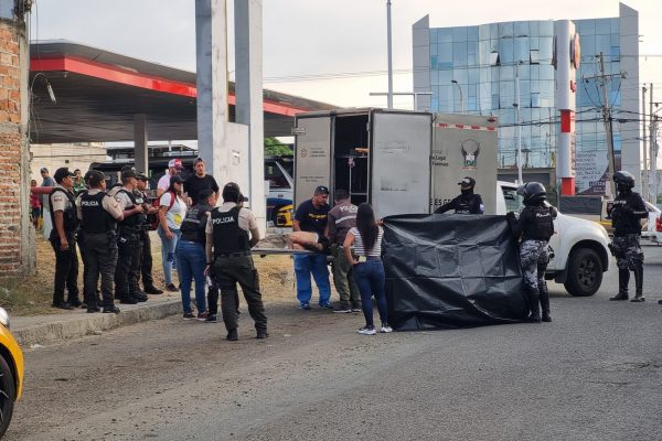Crimen en gasolinera de Manta eleva a cuatro los taxistas de GipCar asesinados en 2025