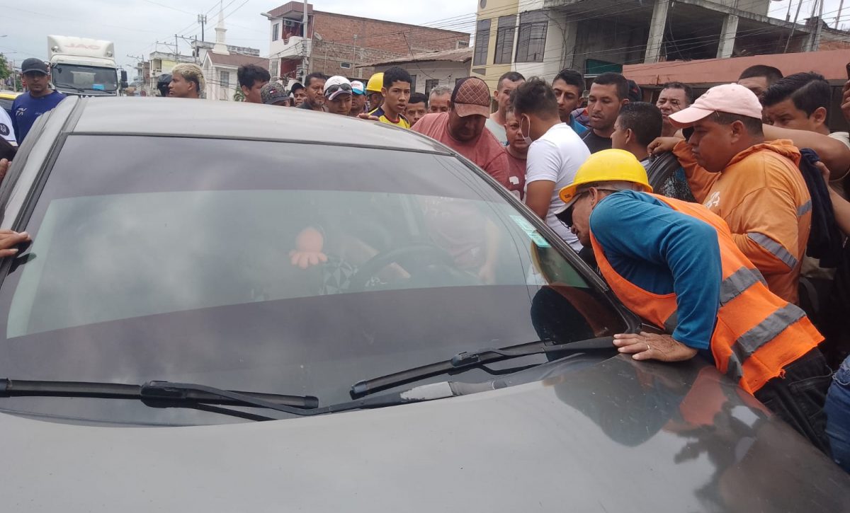 mujer-es-baleada-en-la-avenida-15-de-abril-en-portoviejo