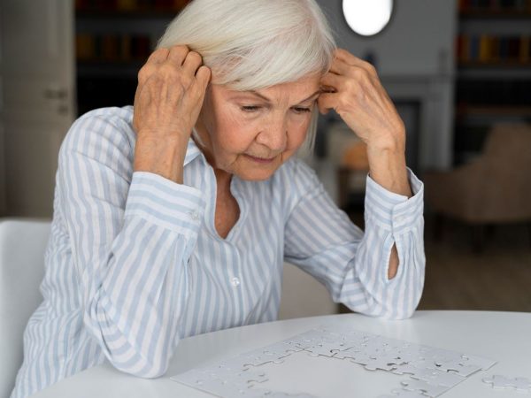 Más educación no frena el deterioro cognitivo, revela gran estudio internacional