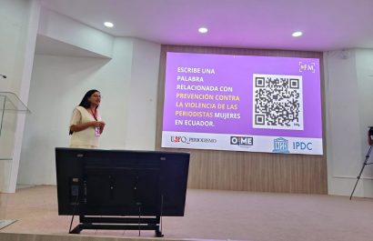 El informe Periodismo en Violeta fue presentado la semana anterior en Manta, donde se analizó las desigualdades de las mujeres en el periodismo ecuatoriano entre 2020 y 2024.