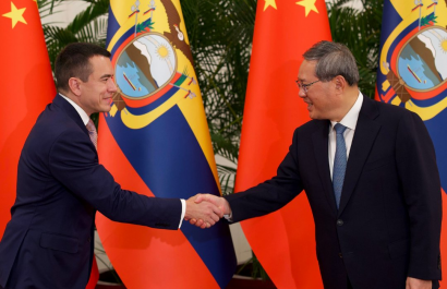 Noboa y Li Qiang estrechan lazos en Beijing con enfoque en obra pública y energía