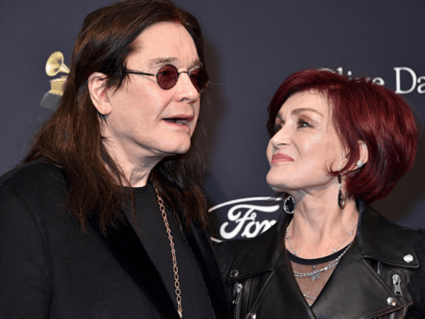 Entre excesos, escándalos y amor eterno: la historia de Ozzy Osbourne y Sharon que sobrevivió hasta el final