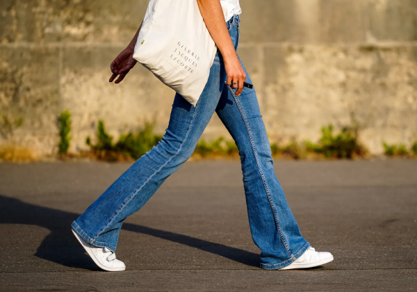 El secreto mejor guardado: el tipo de pantalón que estiliza a mujeres de baja estatura