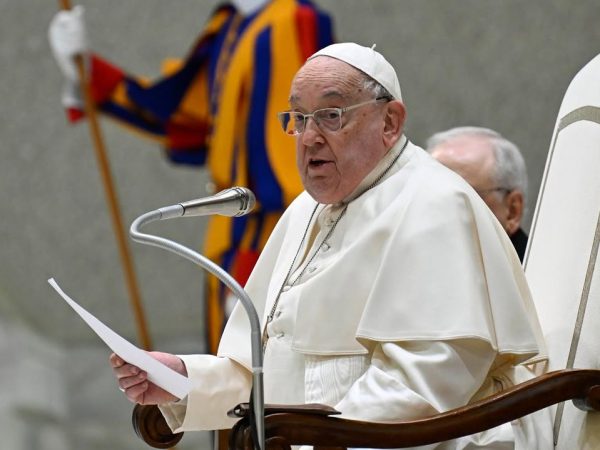 papa-francisco-roma-iglesia-catolica-hospital