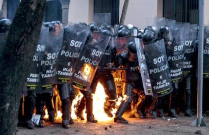 policias