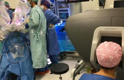 primera-cirugia-robotica-en-el-hospital-universitario-de-bellvitge-de-l-hospitalet-de-llobregat-1