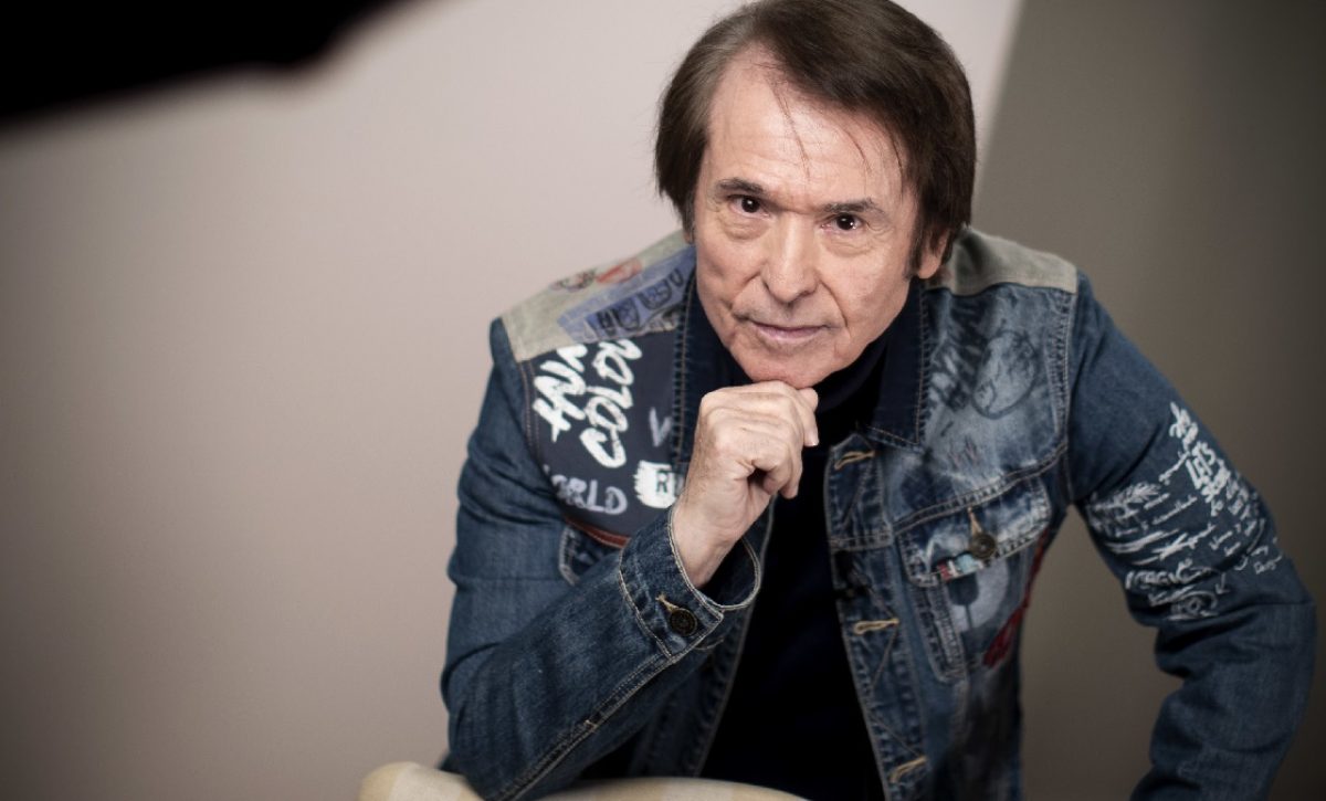 raphael-cantante-y-actor-espanol-ha-sido-ingresado-de-urgencia-a-un-hospital-de-la-capital-espanola-debido-a-un-quebranto-de-salud