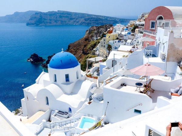 santorini-uno-de-los-paraisos-griegos-se-encuentra-en-emergencia-tras-una-declaratoria-de-las-autoridades-de-grecia
