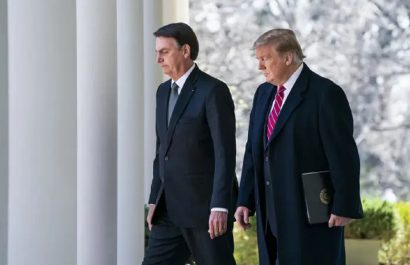 El presidente Donald Trump recibió al expresidente de Brasil, Jair Bolsonaro. FOTO: Europa Press.