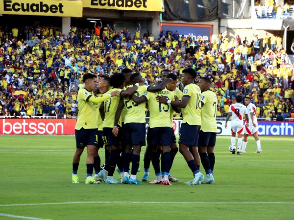 FBL-ELIMINATORIAS-ECUADOR-PERU