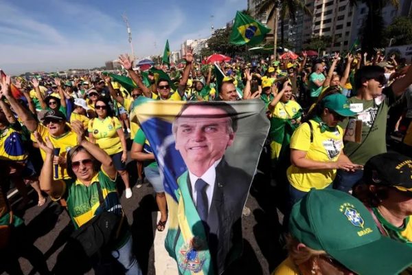 Seguidores del expresidente de Brasil, Jair Bolsonaro. FOTO: Europa Press.