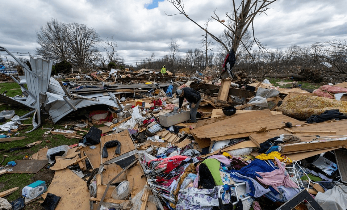 Tormentas y tornados causan muerte y destrucción en EE. UU.: ya suman 25 víctimas