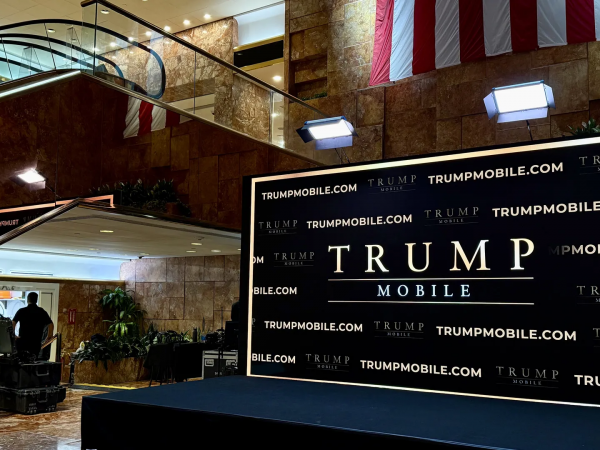 Trump quiere entrar a la telefonía: registra las marcas ‘Trump’ y ‘T1’