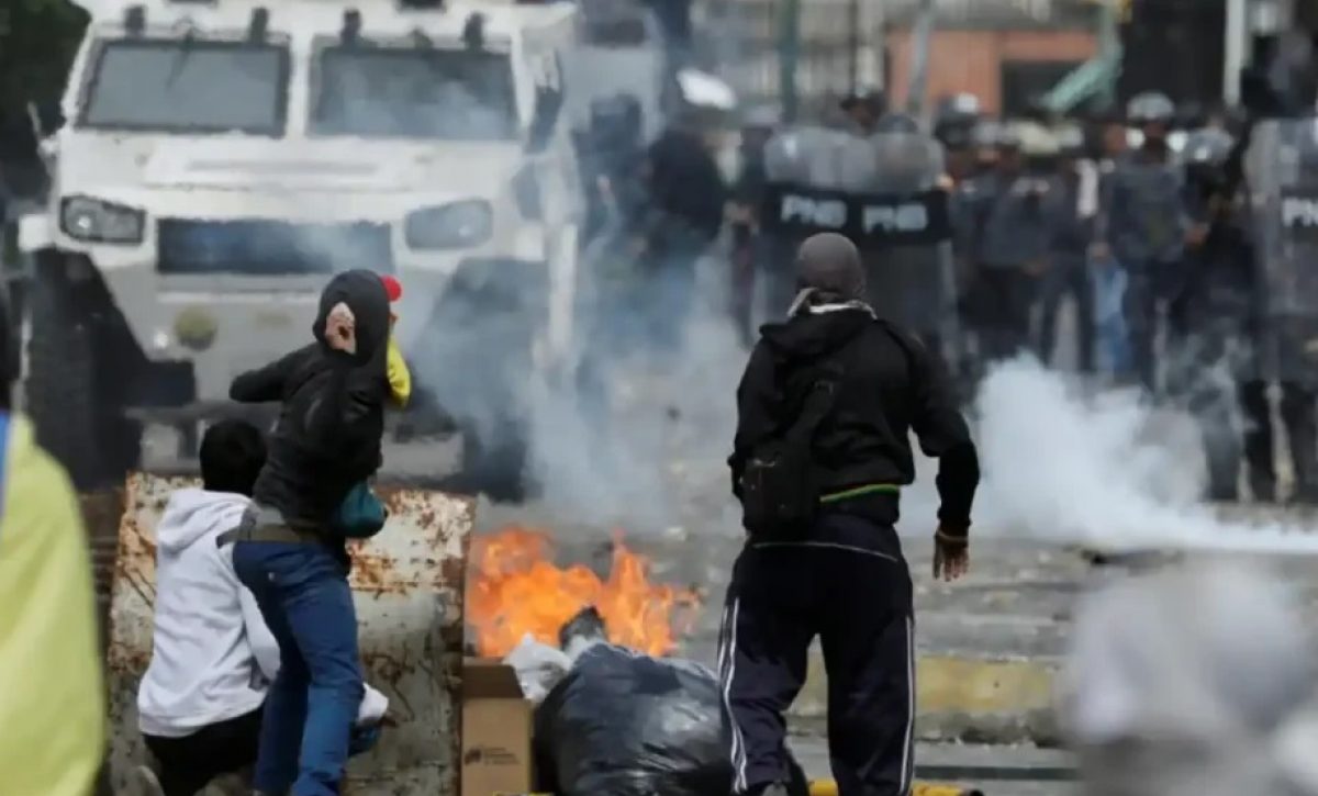 un-total-de-700-detenidos-por-las-protestas-en-venezuela-fueron-trasladados-a-diferentes-carceles-de-maxima-seguridad