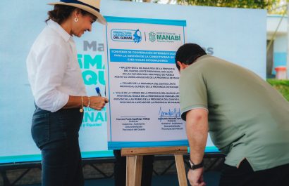 Convenio impulsa nuevos corredores viales entre Guayas y Manabí.