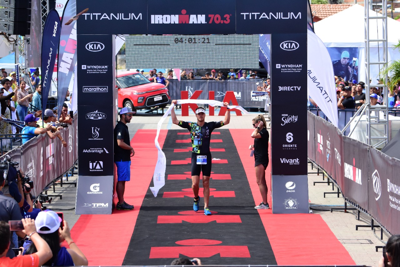Este domingo se corre el Ironman 70.3 por quinta vez en Manta La Marea