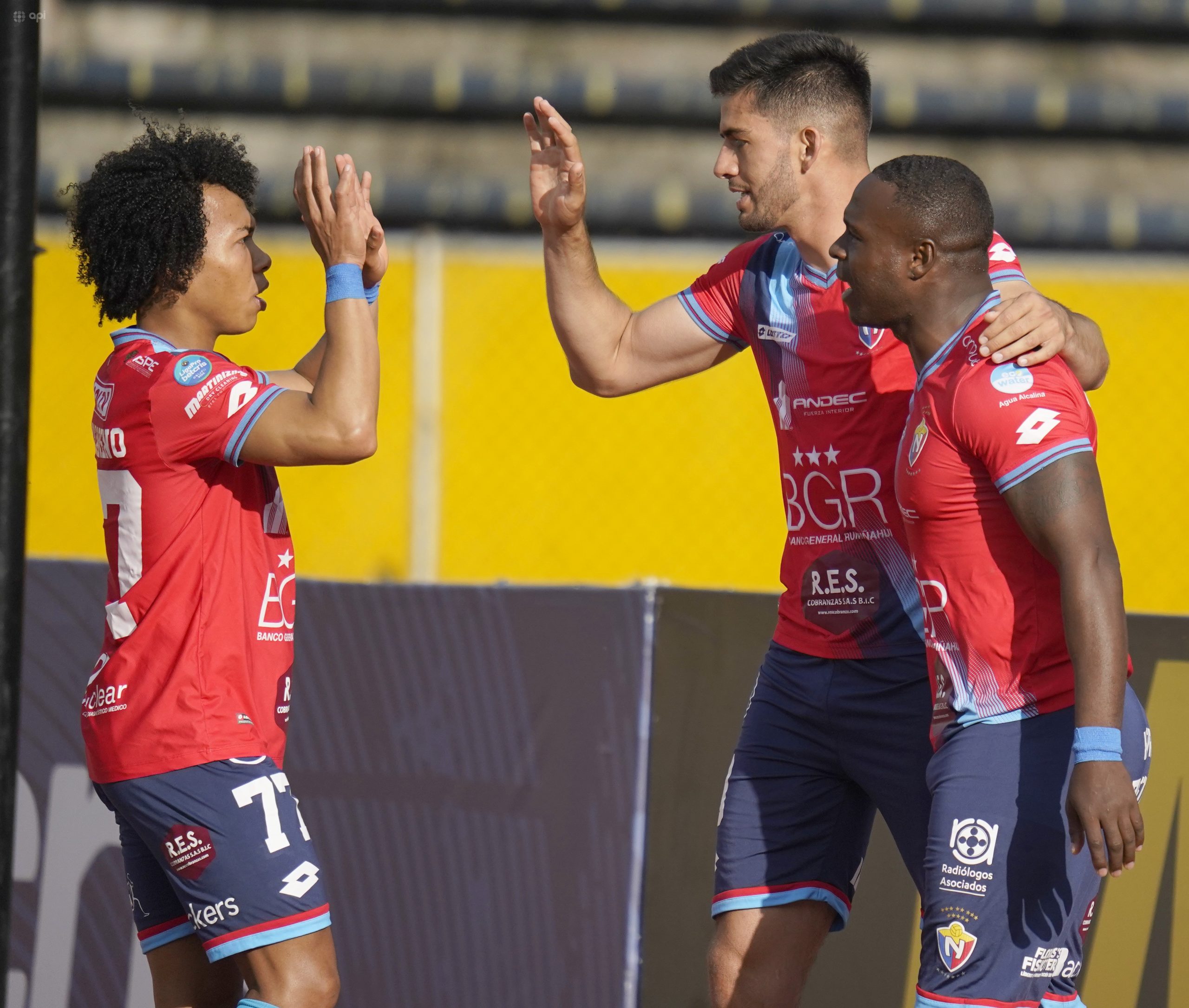 El Nacional, por mantenerse en Copa Ecuador ante 9 de Octubre La Marea