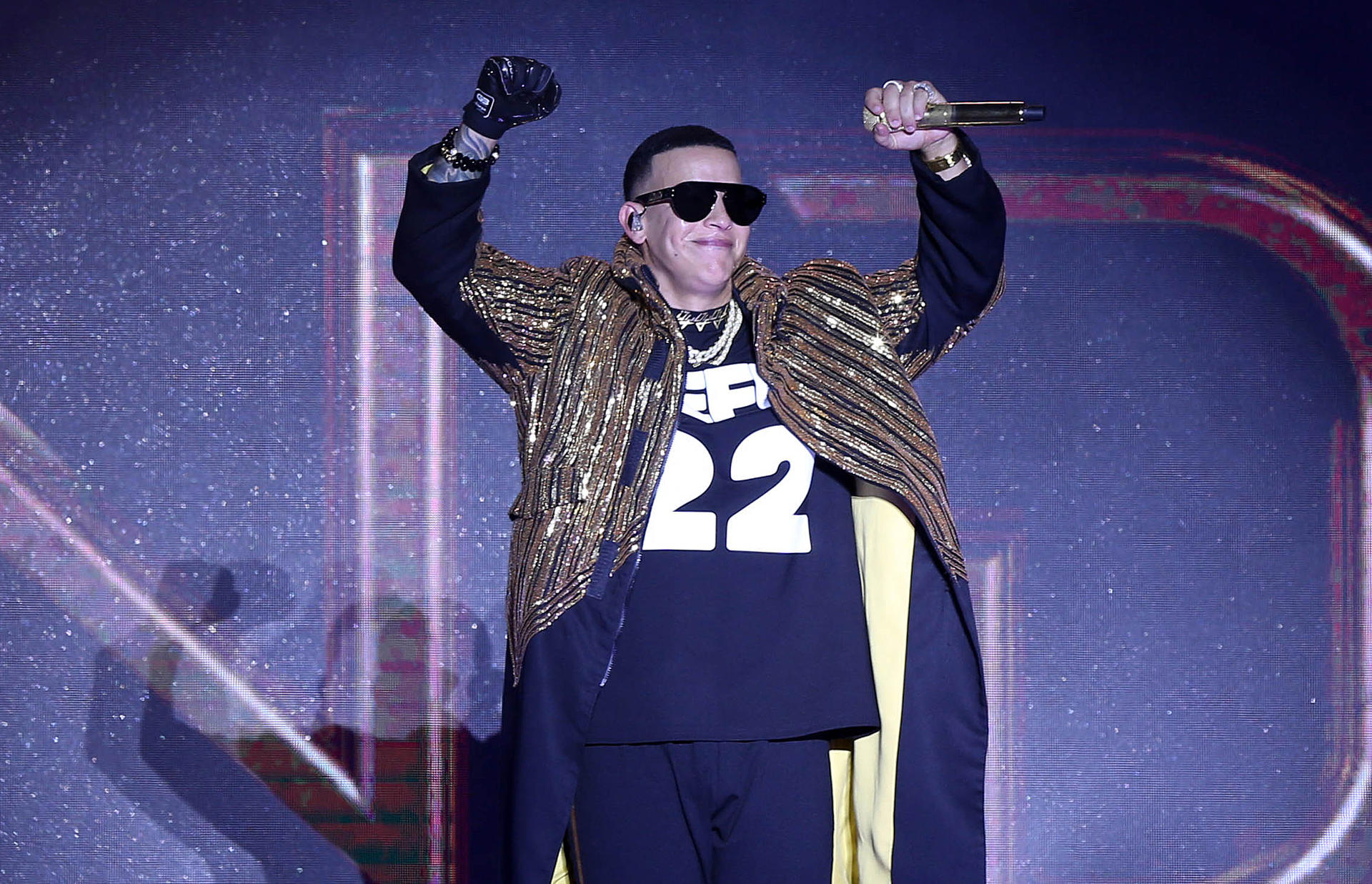 Daddy Yankee lanza disco de vinilo de su último álbum "Legendaddy" La
