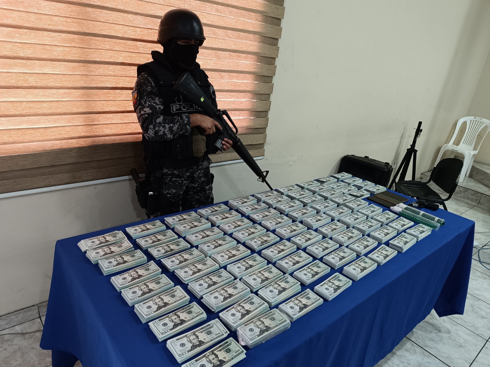 Hallaron 65 mil dólares falsos, en Santo Domingo