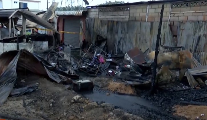 Incendio frente a La Penitenciaría, dos fallecidos