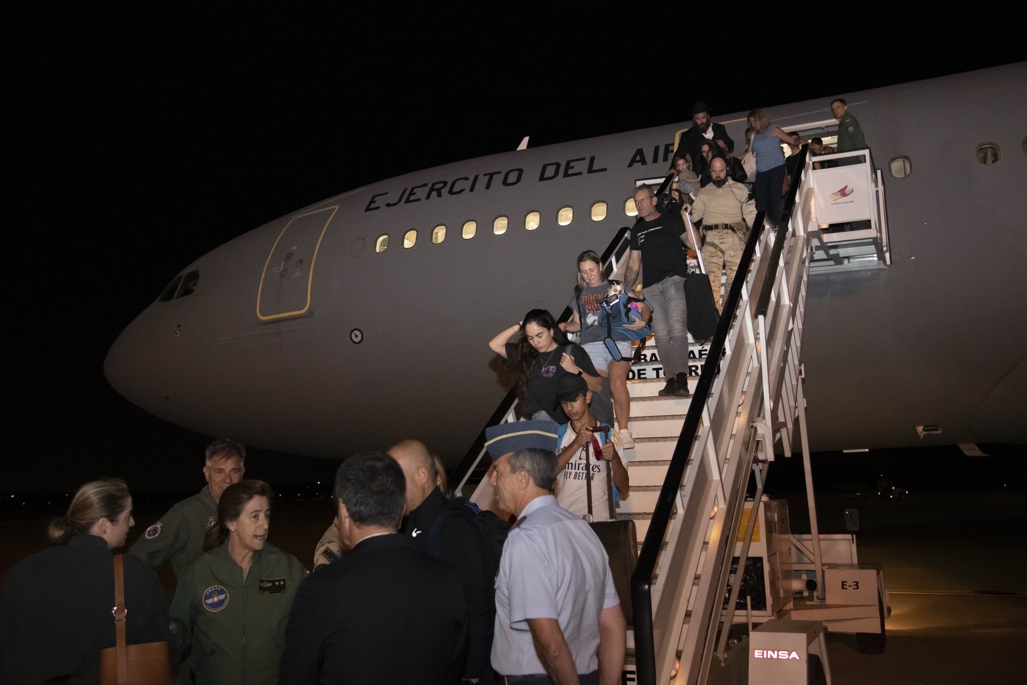 Aterriza en Madrid el segundo avión con 220 personas evacuadas de Israel, entre ellos cuatro ecuatorianos