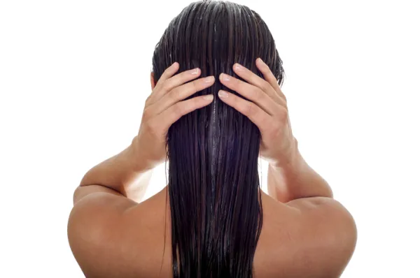 Las tres razones para colocarse vinagre en el cabello