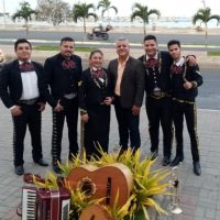 Cantantes en crisis y perjudicados por autorización de última hora