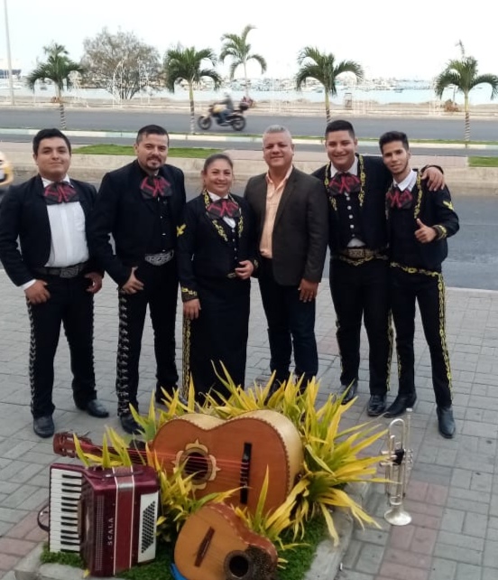 Cantantes en crisis y perjudicados por autorización de última hora